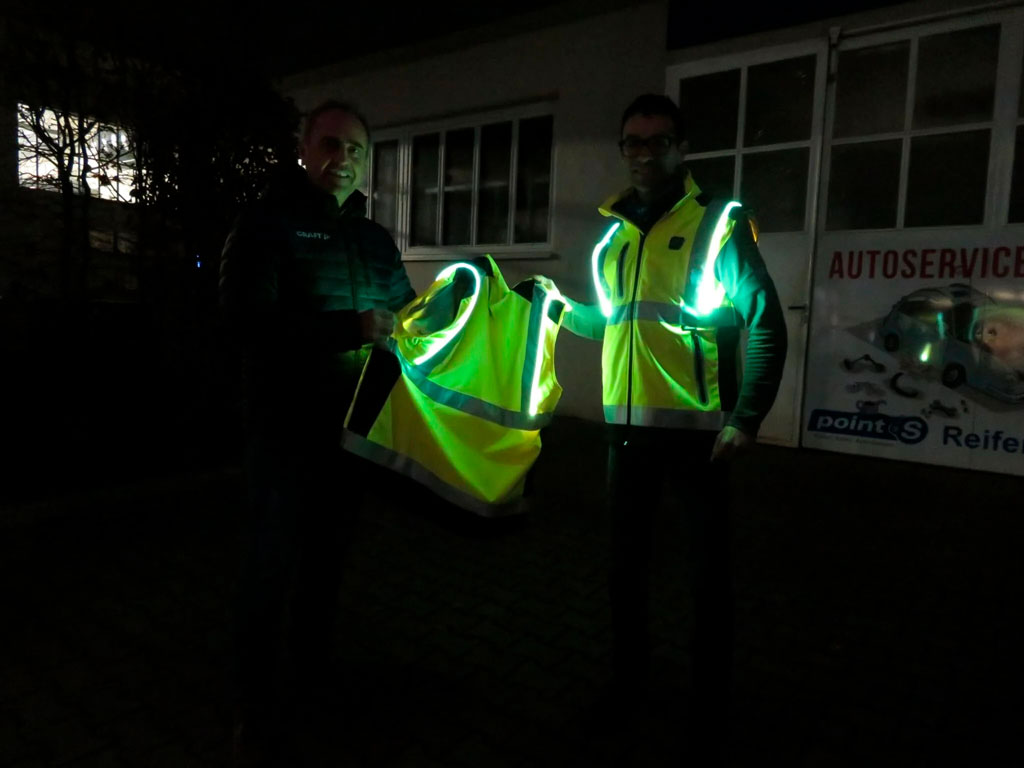 Leuchtjacke LED