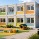 Moderner zweistöckiger Kindergarten-Container mit Spielplatz von all2work
